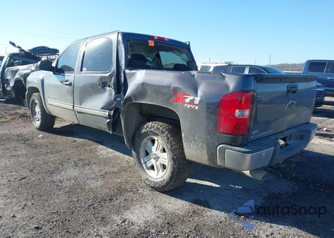 2011 Chevrolet Silverado 1500 Lt z USA, uszkodzony, nr VIN 3GCPKSE22BG201976